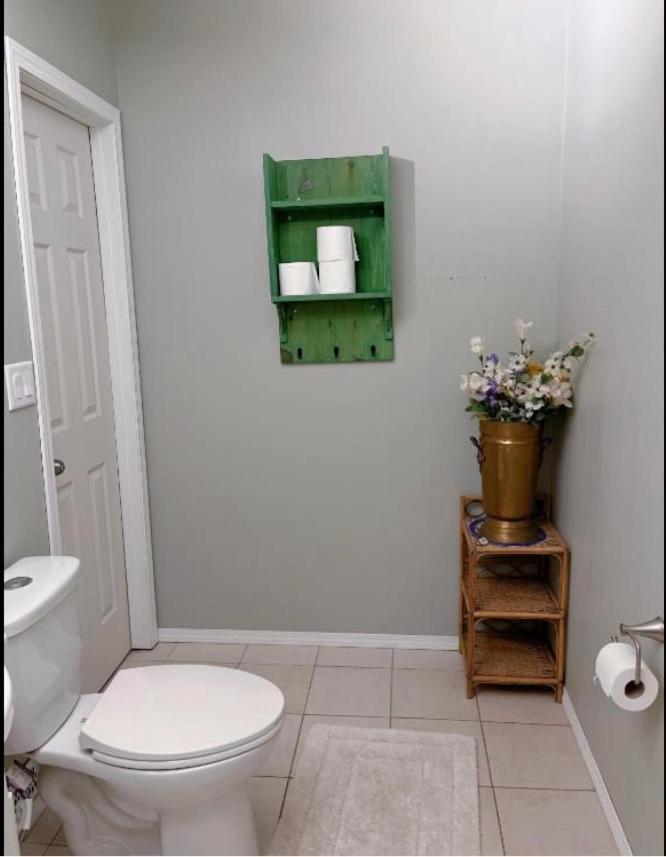 Best Garden House&3 Mins Bus Station Close C-Train&Free Parking YYC Buitenkant foto